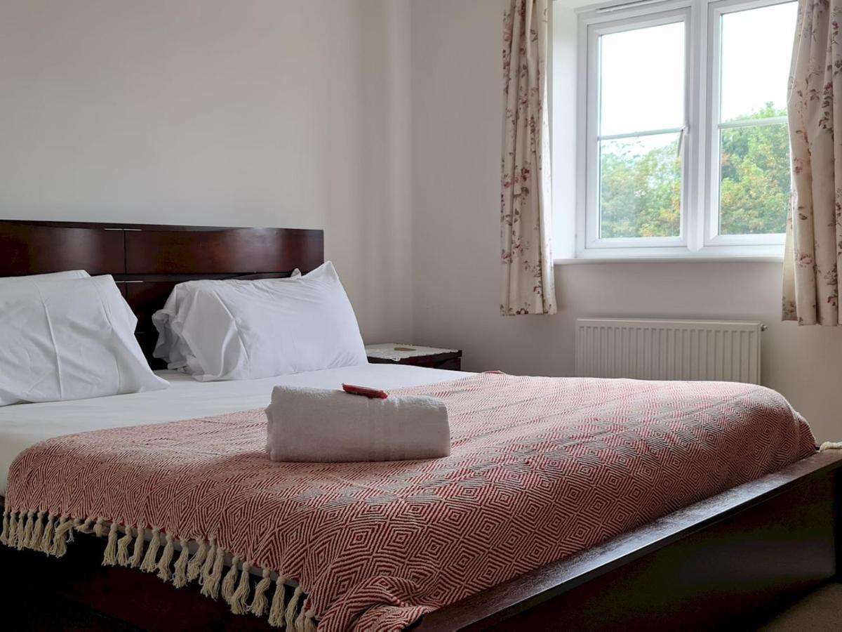 Pass The Keys Well Located Modern 5 Bedroom House Birmingham Bagian luar foto